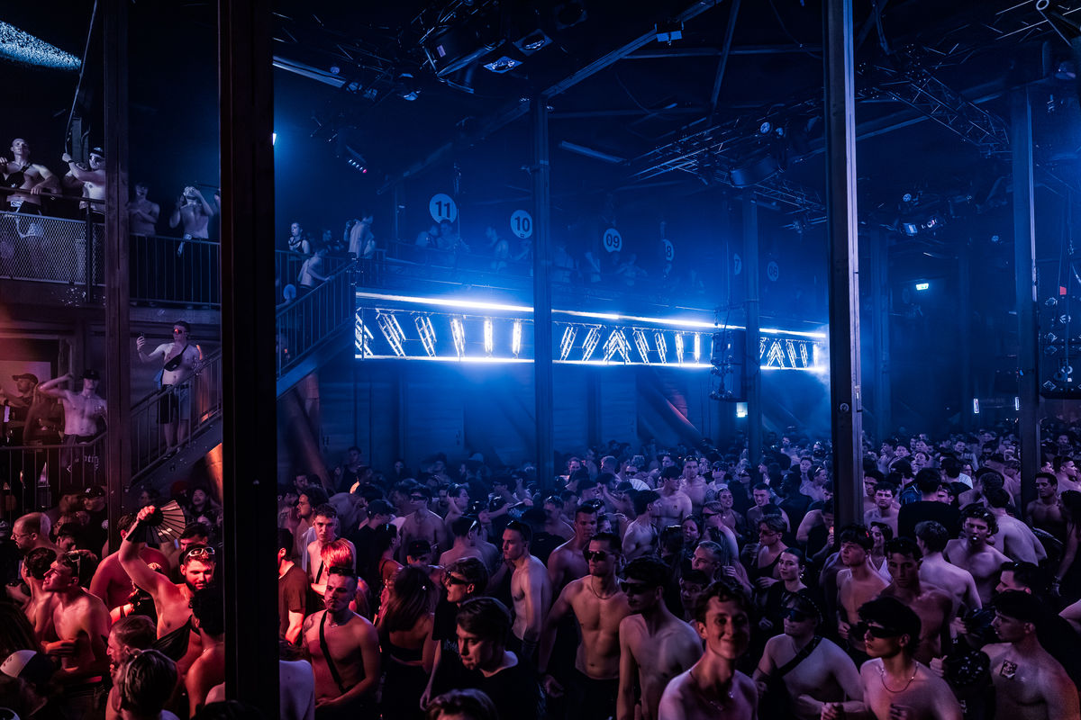 Loading... just a sec